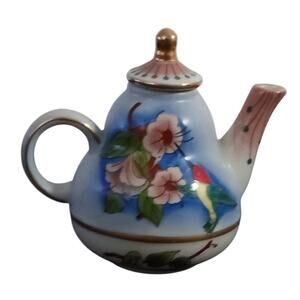 Vintage Vivian Chan Miniature Hummingbird Teapot 2002
